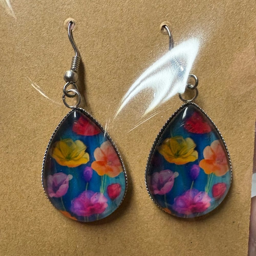 Floral Teardrop Earrings NWOT
